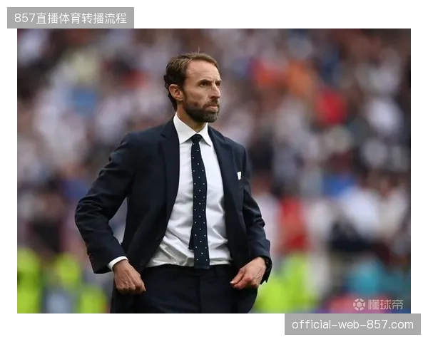 科比·梅努凭借其持球推进和抗压能力，将成为索斯盖特在比赛焦灼时轮换赖斯的重要棋子